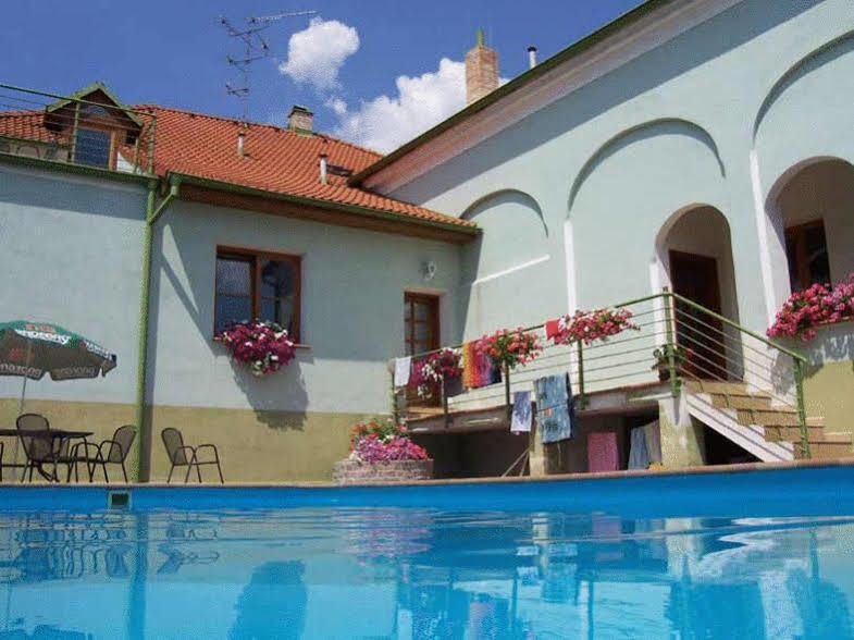 Penzion Barina Dolní Dunajovice Exterior foto